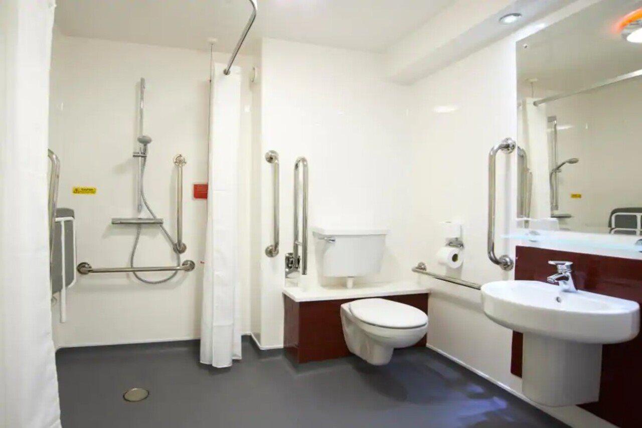 Travelodge Bromborough Port Sunlight Exteriér fotografie