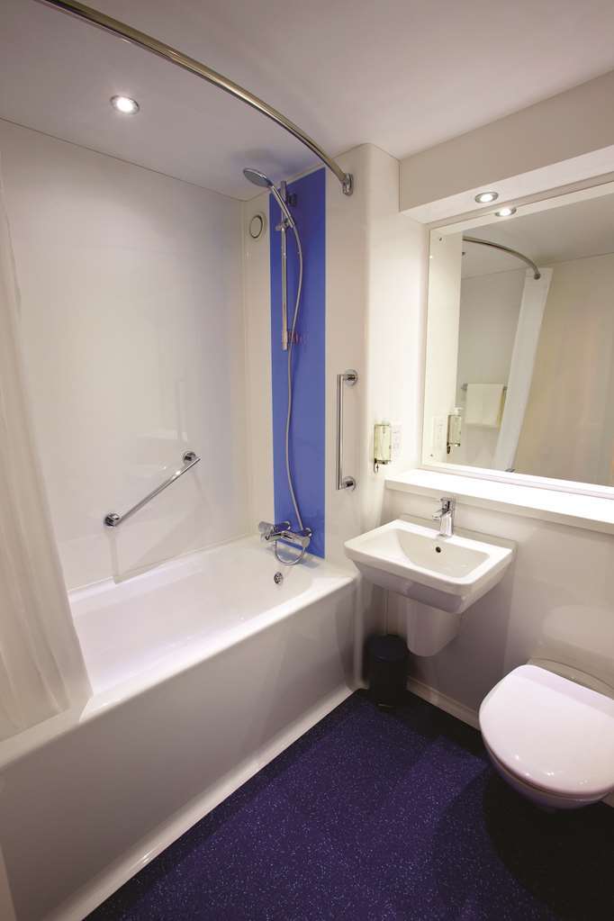 Travelodge Bromborough Port Sunlight Pokoj fotografie